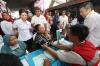 Momen HT dan Angela Tanoesoedibjo Menyapa Warga Surabaya - Bagian 3