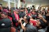 Ganjar Tiba di Ruteng, Disambut Tokoh Adat hingga Dibalutkan Songket Manggarai - Bagian 4