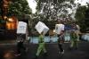 Suasana TPS 11 Lokasi Ganjar dan Keluarga Nyoblos - Bagian 4