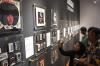 Pameran Koleksi Album hingga Kostum Grup Band God Bless - Bagian 2