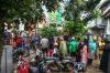 Beras Mahal! Ratusan Warga Serbu Operasi Pasar di Palembang - Bagian 4