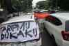 Ratusan Driver Taksi Online Tuntut Kenaikan Tarif  - Bagian 4