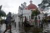 Kota Lama Semarang Banjir Setinggi 50 Cm - Bagian 2