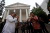 Menko Polhukam Hadi Tjahjanto Kunjungi Gereja Immanuel - Bagian 1