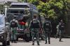 Jihandak TNI AD Sisir Perumahan Kota Wisata yang Terdampak Ledakan Gudang Peluru - Bagian 3