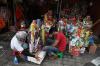 Penjualan Ragam Parsel Lebaran di Pasar Barito - Bagian 1