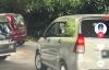 Viral Pengunjung Taman Safari Nekat Buka Jendela Mobil di Kandang Singa