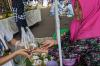 Uniknya Pasar Slumpring Tegal, Belanja Makanan Dibayar dengan Keping Bambu - Bagian 4