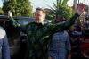 Senyum Elon Musk Tiba di Puskesmas Denpasar untuk Luncurkan Starlink