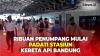 Libur Hari Raya Waisak, Ribuan Penumpang Padati Stasiun Kereta Api Bandung