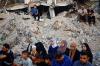 Warga Palestina Salat Idul Adha di Reruntuhan Masjid yang Dihancurkan Israel - Bagian 4