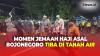 Sujud Syukur, Jemaah Haji Kloter Pertama Asal Bojonegoro Tiba di Tanah Air