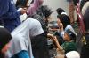 Momen Haru Anak-Anak Mencuci Kaki Ibunya - Bagian 4