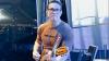 Rocker Ayres Sasaki Tewas Tersetrum Listrik usai Dipeluk Fans yang Basah Kuyup saat Konser