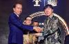Senyum Shin Tae-yong Dapat Golden Visa dari Presiden Jokowi