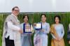 Pesona Ulos, Kreasi Ladies International Program Kenalkan Wastra dari Sumatera Utara - Bagian 3