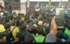 Demo Mahasiswa di Semarang Rusuh, Sejumlah Polisi Luka Gerbang Balai Kota Roboh
