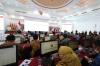 Suasana Ruang Monitoring Rekapitulasi Penghitungan Suara Pilkada Serentak 2024 - Bagian 1