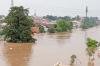 Banjir Parah Terjang Jakarta, Air Naik Setinggi Atap Rumah - Bagian 2