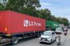 Macet Tanjung Priok Masih Berlanjut - Bagian 3