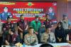 Tampang Fachri Albar Tertunduk Lesu, Diborgol dan Pakai Baju Tahanan Narkoba - Bagian 3