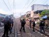 Kampung Bahari Digerebek, Polisi Tangkap 9 Orang dan Sita Sajam-Narkoba