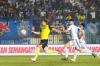 Cedera Usai Lawan Arema FC, Ole Romeny Gunakan Alat Bantu Kaki