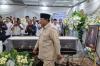 Prabowo Melayat ke Rumah Duka Kwik Kian Gie di RSPAD, Beri Penghormatan Terakhir