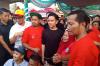 Gibran Nonton Lomba Panjat Pinang di Kalimalang Jaktim, Beri Hadiah Sepeda Listrik