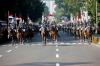 Bendera Merah Putih Dibawa Menuju Istana Merdeka dengan Kereta Kencana - Bagian 5