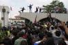 Nepal Kacau! Kediaman PM KP Sharma Oli Diserbu Demonstran, Para Menteri Dievakuasi