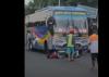Sopir Bus Sumber Selamat Diamuk Massa usai Tabrak Pemotor di Lampu Merah Mojokerto