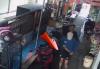 Terekam CCTV, Pembunuh Selipkan Pisau usai Tusuk Pemuda di Cilincing