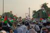 Ratusan Bendera Palestina Berkibar di Patung Kuda, Massa Kutuk Serangan Israel