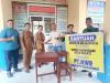 Dukung KBM, PT Nusa Wana Raya Salurkan 35 Set Meja dan Kursi untuk SMPN 3 Langgam
