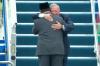 Raja Yordania Abdullah II Tiba di Indonesia, Disambut Pelukan Presiden Prabowo