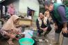 Trauma Healing, Anak-Anak Korban Bencana Diberikan Mainan - Bagian 3