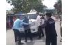 Viral Pria Tua Adang Mobil Prabowo di Langkat, Tunjuk-Tunjuk Sampaikan Pesan Ini