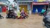 Banjir Rendam Permukiman dan Jalan Utama Cilegon, Banyak Kendaraan Mogok