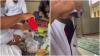 Viral Warga Makassar Minum Oli, Klaim Pegal Linu Hilang Semua!