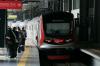 Kebakaran di Sekitar Rel Padam, KRL Tanah Abang-Duri Kembali Beroperasi Normal