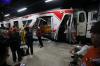 Evakuasi Korban Kecelakaan Kereta di Bekasi Timur Berlanjut hingga Selasa Dini Hari - Bagian 3