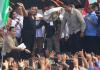 Momen Presiden Prabowo Lempar Baju yang Dipakai untuk Buruh - Bagian 1