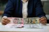 Rupiah Tembus Rp18.100 per Dolar AS Pagi Ini, IHSG Terancam Anjlok ke Level Kritis
