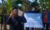 Demo Jalan Rusak Tak Ditangani, Warga Blora Tanam Pohon Pisang di Jalur Provinsi