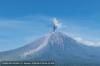 Gunung Semeru Erupsi Siang Ini, Kolom Abu Tebal Capai Ketinggian 800 Meter