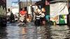 Surabaya Banjir Usai Diguyur Hujan Lebat, Banyak Pekerja Terlambat akibat Kendaraan Mogok