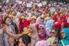 Ribuan Perempuan Ikuti Parade Kebaya Wastra Sumsel Pecahkan Rekor MURI - Bagian 3
