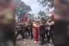 Viral Kapolsek dan Danramil Cicalengka Dikeroyok saat Lerai Keributan Karnaval