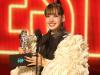 Lisa BLACKPINK Cetak Sejarah! Jadi Solois Asia Pertama Menang Best Pop VMA 2026